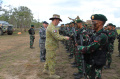 Pasukan TNI Para Raider 501 Terjun Dari Langit Australia