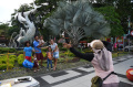 patung-suroboyo-di-kbs-tetap-favorit_20231229_184300.jpg