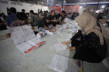 pelipatan-surat-suara-pileg-2024-kota-batam_20240104_185937.jpg