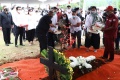 pemakaman-pendiri-kompas-gramedia-jakob-oetama-di-tmp-kalibata_20200910_143434.jpg