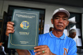 pembagian-sertipikat-tanah-umkm-di-kota-malang_20240117_162228.jpg