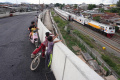 pembangunan-flyover-ciroyom-bandung-sudah-rampung_20240202_211729.jpg