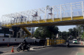 Pembangunan Proyek JPO di Tebet 