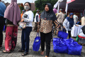 pemkot-malang-gelar-pasar-murah_20240220_112351.jpg