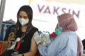 Pemkot Surabaya dan Koarmada II Gelar Vaksinasi Covid-19 Massal