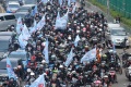 Pemotor Padati Gedung DPR