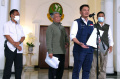 pemprov-jabar-resmi-tetapkan-umk-2023-naik-709-persen_20221208_083334.jpg