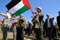 pemuda-yaman-dukung-houthi-lawan-negara-pendukung-israel_20240222_131217.jpg