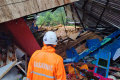 penampakan-dahsyatnya-longsor-di-natuna_20230307_162755.jpg
