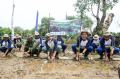 penanaman-30000-bibit-mangrove-rhizopora_20230210_214057.jpg