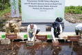 penanaman-bibit-mangrove-di-kabupaten-siak_20240402_214028.jpg