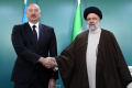 Pencarian Helikopter Presiden Iran yang Jatuh