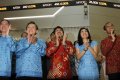 Pencatatan Perdana Saham Blue Bird