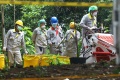 Pengambilan Sampel Tanah Terpapar Radioaktif di Tangsel
