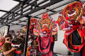 Pengrajin Topeng Rampak Barong Alat Kesenian Tradisional Malang Pengrajin Topeng Rampak Barong Alat Kesenian Tradisional Malang