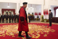 Pengucapan Sumpah Hakim MK Asrul Sani