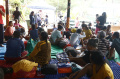 pengungsi-korban-kebakaran-depo-pertamina-plumpang_20230305_114058.jpg