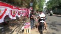 Penjual Bedera Merah Putih