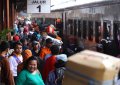 Penumpang Kereta Api Libur Natal dan Tahun Baru 2015