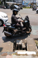 Penutup Gorong-Gorong Rusak di Jalan Merdeka Kota Bandung