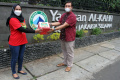 penyerahan-donasi-royco_20220222_223219.jpg