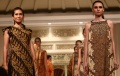 Peragaan Busana Batik Danar Hadi