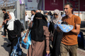 perbatasan-rafah-mesir-akhirnya-dibuka-warga-gaza-mengungsi_20231102_075515.jpg