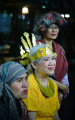 Perempuan Dengan Wastra Nusantara