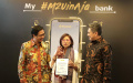 perjanjian-penggunaan-lagu-mendiang-ibu-soed-untuk-maybank-indon_20231114_173851.jpg
