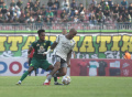 Persebaya Surabaya Imbangi Persib Bandung 2-2