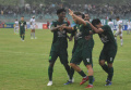persebaya-surabaya-kalahkan-pss-sleman-4-2_20230213_203359.jpg