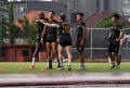 Persebaya Surabaya Latihan Fisik dan Strategi
