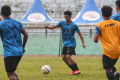 persiapan-liga-1-musim-2024-2025-arema-fc-gelar-latihan_20240702_230716.jpg