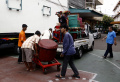 Persiapan Warga Menyambut Perayaan Cap Go Meh di Glodok