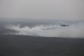 Pesawat Bom Air Beriev BE-200 Manuver Ambil Air Padamkan Kebakar