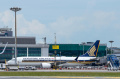 pesawat-singapore-airlines-alami-turbulensi-mendarat-di-bangkok_20240521_204601.jpg