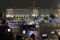peti-jenazah-ratu-elizabeth-ii-dibawa-ke-istana-buckingham_20220914_125032.jpg