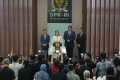 pimpinan-dpr-terima-supresi-panglima-tni-dari-presiden_20231031_164433.jpg