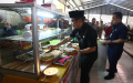PJ Bupati Bekasi Makan Siang di Kantin Lingkungan Kantor