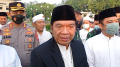 pj-gubernur-banten-dan-wali-kota-tangerang-lepas-jemaah-haji_20220604_104657.jpg