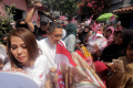 pkn-bagikan-2000-paket-sembako-bagi-warga-pejaten-timur_20230825_113230.jpg