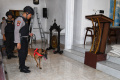 polres-malang-sterilisasi-gereja-jelang-natal_20231223_190238.jpg