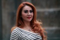 POPPY KELLY Ingin Tundukan Gunung Tertinggi Mount Everest