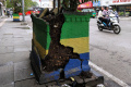 pot-tanaman-di-jalan-dewi-sartika-bandung_20240119_190023.jpg