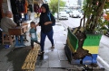 pot-tanaman-di-jalan-dewi-sartika-bandung_20240119_190141.jpg