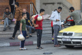 potret-ketabahan-warga-gaza-di-antara-gempuran-israel_20231017_190701.jpg