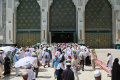 potret-masjidilharam-dipenuhi-jemaah-haji_20220702_090025.jpg