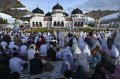 Potret Perayaan Idul Fitri 1443 H Umat Islam Dunia