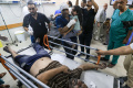 potret-perjuangan-tenaga-medis-di-rs-gaza_20231019_065839.jpg