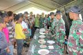 Prajurit TNI dan Masyarakat Papua Panen Raya Sorgum